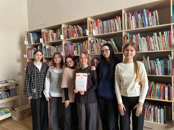 15 марта в Социально-информационном центре им. Л.А. Агакова прошла интеллектуальная игра «Что? Где? Когда?», объединившая любителей знаний и логики разных возрастов — школьников, студентов и взрослых