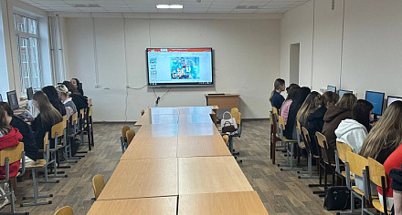 Увлекательный урок, посвящённый кибербезопасности и искусственному интеллекту