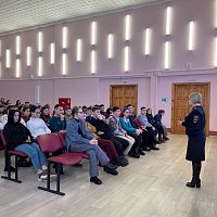 Встреча со старшим оперуполномоченным управления по контролю за оборотом наркотиков МВД по Чувашской Республике