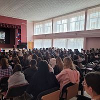 Беседа со студентками 1 курса на тему: "Профилактика совершения преступлений против половой неприкосновенности и половой свободы несовершеннолетних"