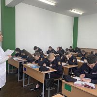 В колледже прошла важная беседа о ВИЧ: «Знать, чтобы жить»