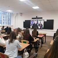 Первые декабрьские «Разговоры о важном» посвящены волонтерству