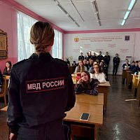Сегодня в Чебоксарском экономико‑технологическом колледже Минобразования Чувашии состоялась важная встреча с представителем правоохранительных органов