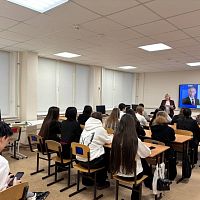 День Конституции Российской Федерации- государственный праздник, отмечаемый 12 декабря