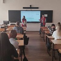 Увлекательная встреча студентов с волонтёрами‑медиками в рамках Всемирного дня здоровья!