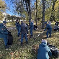 Экологический субботник в парке им. В. И. Чапаева