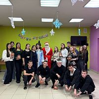 Новогоднее настроение царит в студенческих общежитиях колледжа