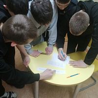 В 1-м общежитии прошла игра «Найди клад», посвященная Дню защитника Отечества