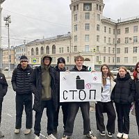 Студенты Чебоксарского экономико-технологического колледжа сказали решительное «НЕТ» вейпам