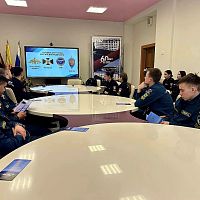 Профориентационная встреча с сотрудниками Пограничного управления ФСБ России по Восточному арктическому району