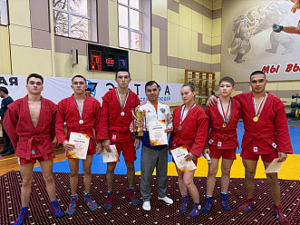 Самбисты Чебоксар блистали на татами!