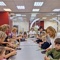 В рамках проекта "Профессионалитет- детский сад» прошёл творческий мастер-класс и экскурсия по швейной мастерской