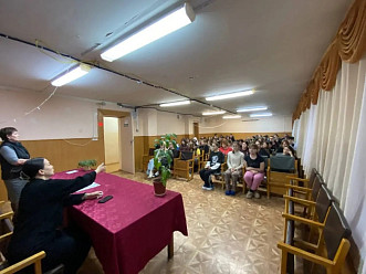  Cобрание с участием инспектора ПДН Лисициной З.В.
