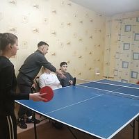 В общежитии № 1 прошло захватывающее спортивное событие — соревнование по настольному теннису!