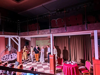 Караоке и Островский в Камерном театре