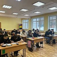 Встреча студентов выпускных курсов Чебоксарского экономико-технологического колледжа с представителями Чебоксарского кооперативного института