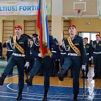 Прошёл традиционный смотр строя и песни