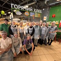 Группа ПКД-2-26 совместно с преподавателем Константиновой Е.Ю. посетили ООО "Агроторг"