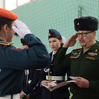 Церемония вручения медалей «За участие в военном параде в День Победы 80 лет»