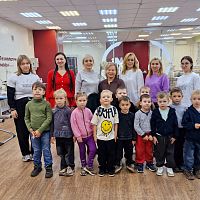 В рамках проекта "Профессионалитет- детский сад» прошёл творческий мастер-класс и экскурсия по швейной мастерской