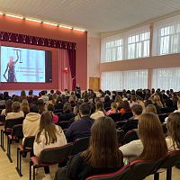 Встреча со старшим оперуполномоченным управления по контролю за оборотом наркотиков МВД по Чувашской Республике