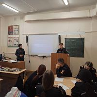 «Проверим свои знания по конституционному праву!»