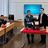 В ПАМЯТЬ О ПОЛНОМ СНЯТИИ БЛОКАДЫ ЛЕНИНГРАДА