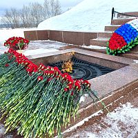 В ЧУВАШИИ ПОЧТИЛИ ПАМЯТЬ ЗАЩИТНИКОВ ОТЕЧЕСТВА