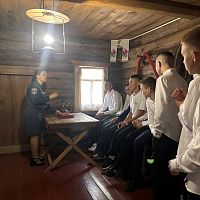 Первокурсники ПБ-2-25 на страже знаний и безопасности!