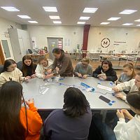 Мастер-класс «Изготовление новогодней ёлки - брошки»