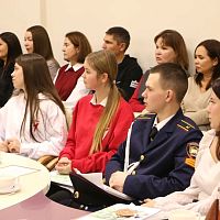 Круглый стол с победителями и призёрами республиканских и всероссийских конкурсов: праздник достижений!