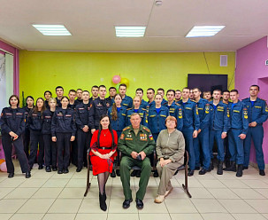 Встречи представителей военкомата со старшими курсами
