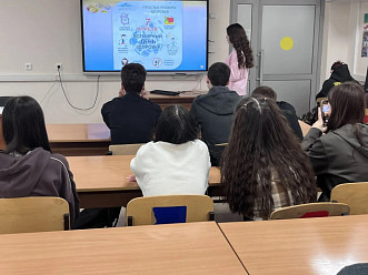 В рамках всероссийской акции "Будь здоров!, кураторы учебных групп организовали и провели серию классных часов, посвящённых здоровому образу жизни