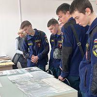 На экскурсию – в архив