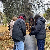 Активно работаем над поддержанием чистоты в нашем городе!