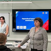 В Чебоксарском экономико-технологическом колледже прошел Единый день открытых дверей: амбассадоры рассказали о Федеральном проекте «Профессионалитете» и проекте «Мир возможностей» ️