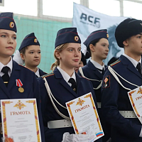 Церемония вручения медалей «За участие в военном параде в День Победы 80 лет»