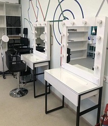 «Чебоксарский экономико-технологический колледж» Минобразования Чувашии набирает на курсы «Сам себе визажист»