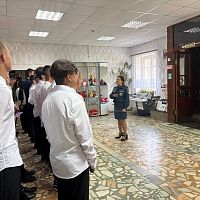 Первокурсники ПБ-2-25 на страже знаний и безопасности!