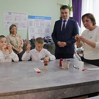 В Чебоксарском центре для детей-сирот и детей, оставшихся без попечения родителей открылся новый учебно-производственный класс в рамках проекта "Упк-21"