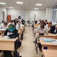 Республиканская акция «Новогодняя открытка солдату»