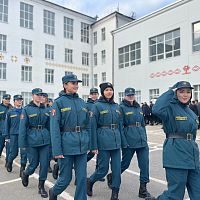 Утро начинается не с кофе, а с построения!