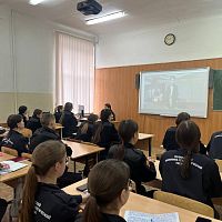 ТРАДИЦИИ ПОНЕДЕЛЬНИКА