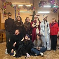 Новогоднее настроение царит в студенческих общежитиях колледжа